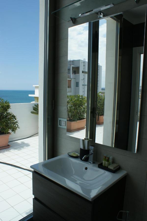 شقة La Mia Terrazza Sul Mare - Mared'Amare باري المظهر الخارجي الصورة