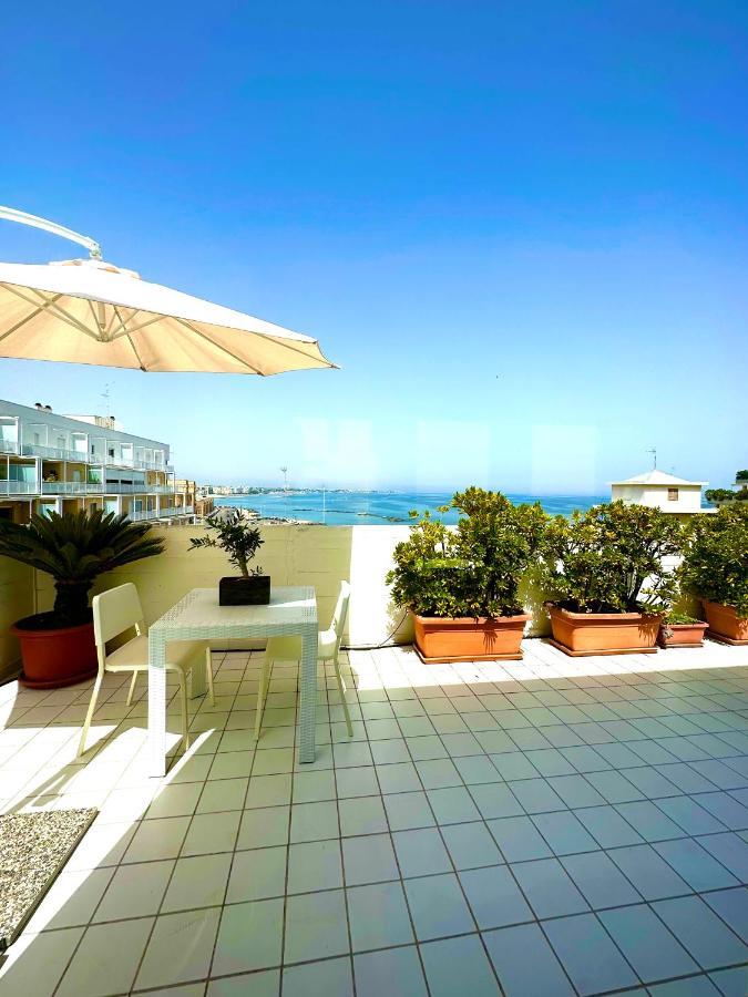 شقة La Mia Terrazza Sul Mare - Mared'Amare باري المظهر الخارجي الصورة